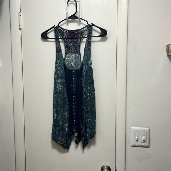 Tank top - Picture 5 of 8